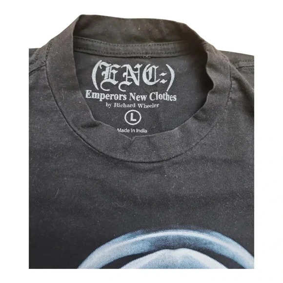 Emperor New  Clothes T Shirt - Richard Wheeler - size Large - Skeleton - Picture 2 of 2